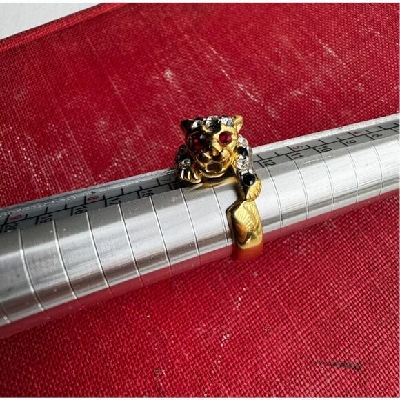 Gold Tone Pave Panther Ring Size 6 - Picture 6 of 7